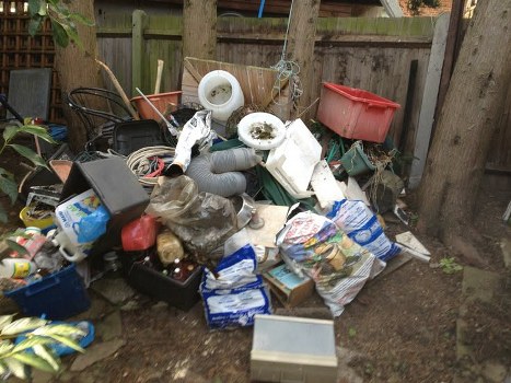 Eco-friendly garage clearance with recycling efforts