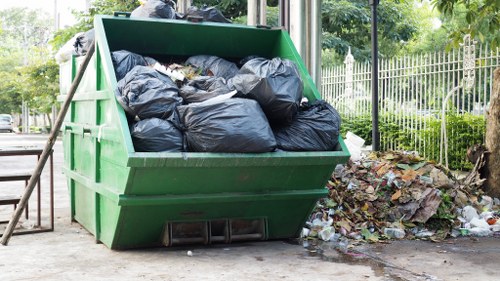 Professional waste collection services in Lee